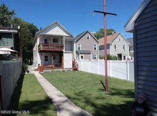 2418 9th Ave FLOOR 2, Watervliet, NY 12189