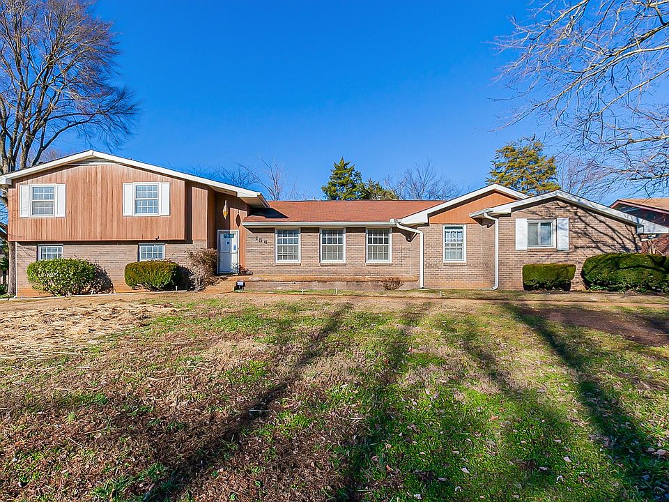 1st image of 156 Clearlake Dr E