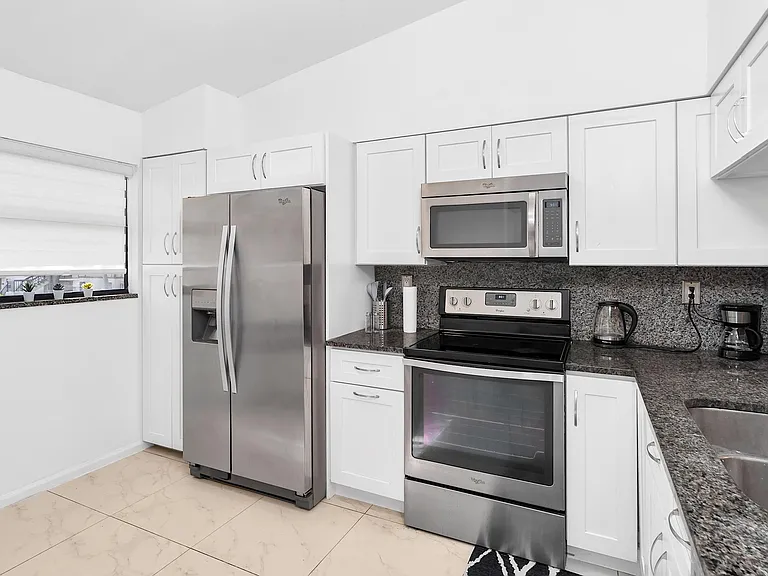 3139 Millwood Ter #230 — Photo 4