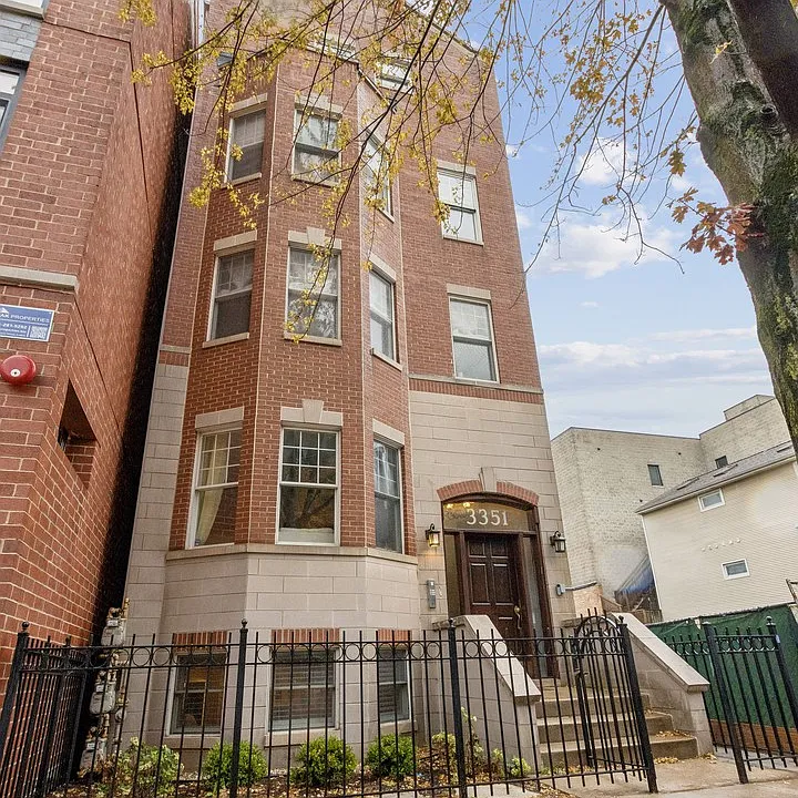 3351 N Southport Ave #1