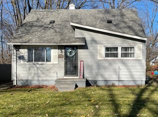 36290 Farragut Ave, Westland, MI 48186