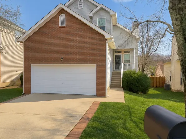 2004 Lassiter Dr, Millersville, TN 37072