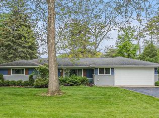 1269 Potomac Dr, Rochester Hills, MI 48306