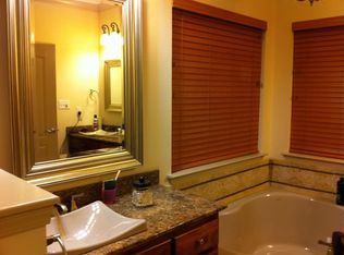 7813 Rue Morgan, Ocean Springs, MS 39564