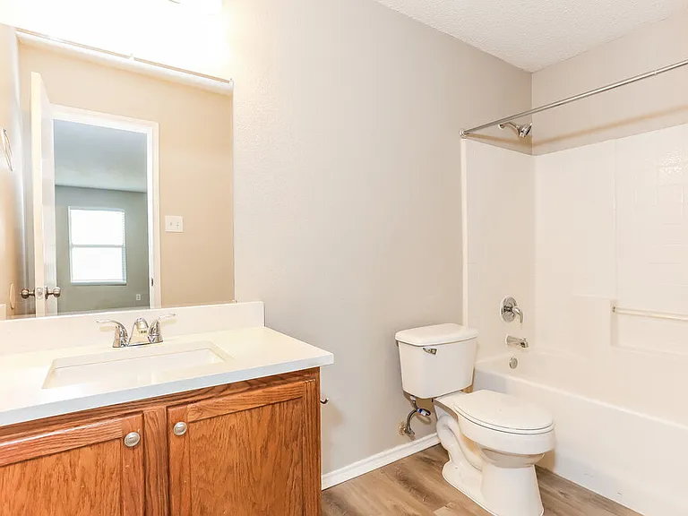 8761 Stonebriar Ln — Photo 13