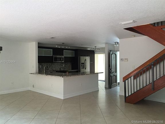 3rd image of 3665 Estepona Ave