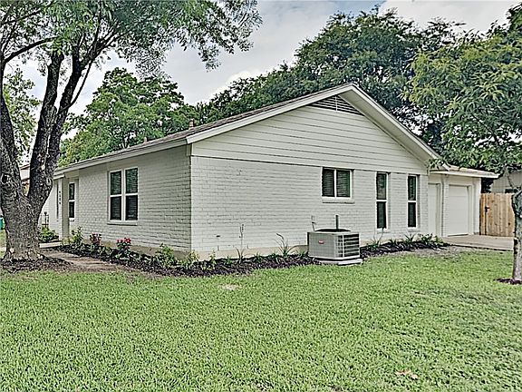 2nd image of 4506 Franklin Park Dr