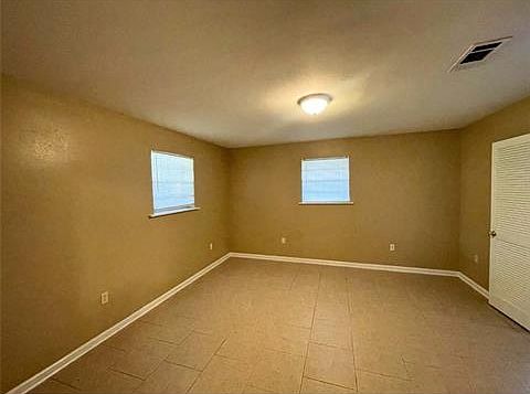 5th image of 6020 Wales St