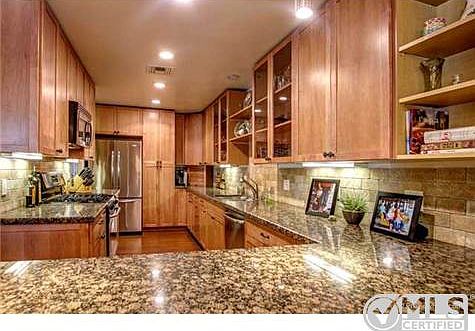 1st image of 13727 Paseo Cevera