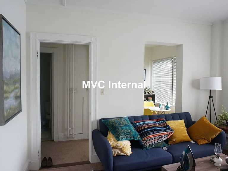 32 Park Vale Ave #7 — Photo 9