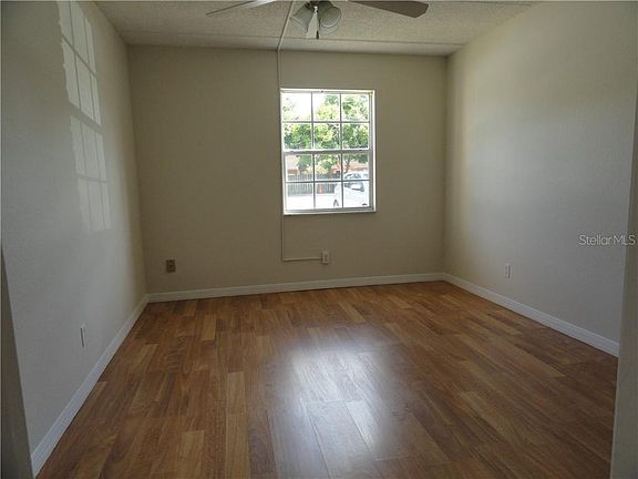 5th image of 203 Lewfield Cir #203