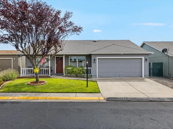 2360 Evan Way, Central Pt, OR 97502