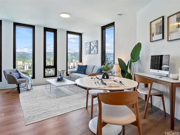 987 Queen St #3817, Honolulu, HI 96814