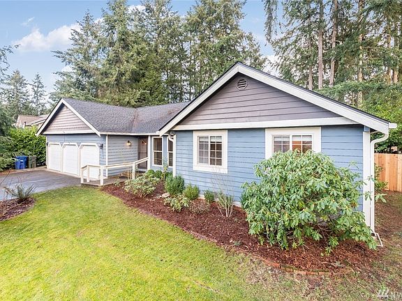 2nd image of 17417 97th Avenue Ct E
