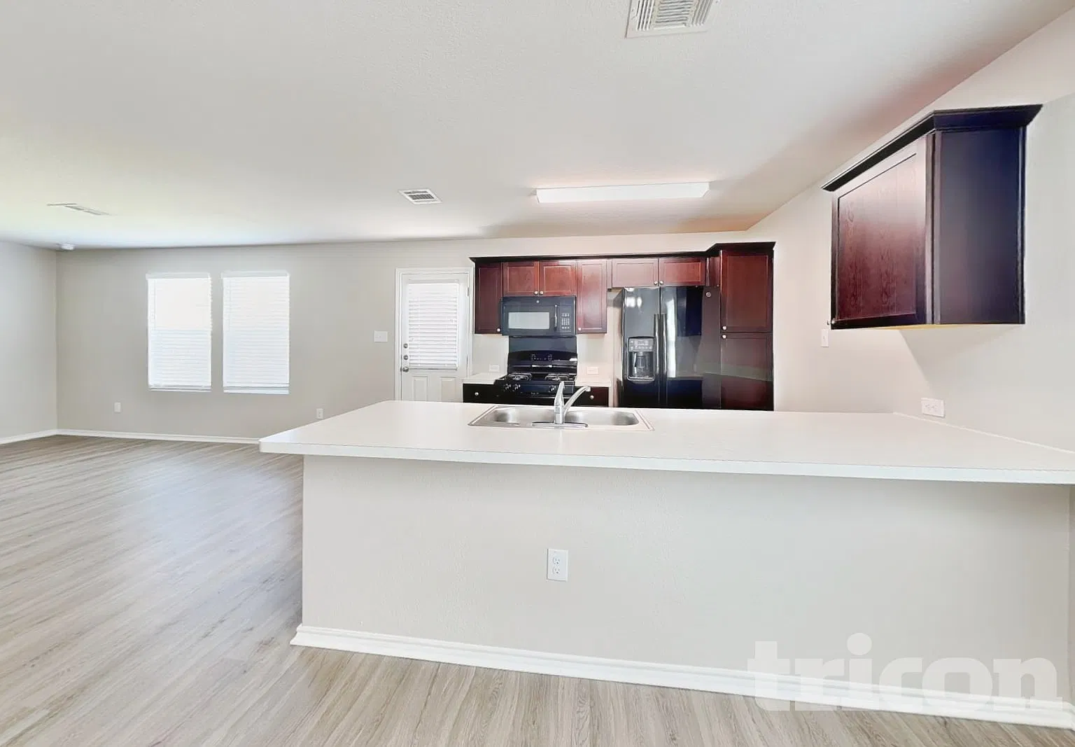 5202 Everett Loop Converse TX — Photo 4