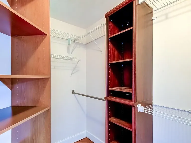 115 112th Ave NE #618 — Photo 18