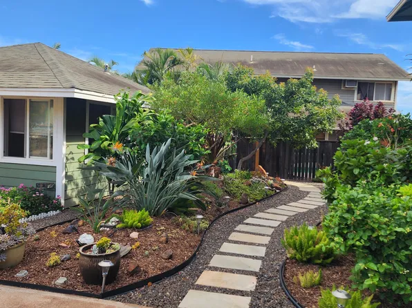 1874A Kaahele Pl, Kihei, HI 96753