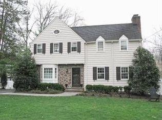27 Glen Oaks Ave, Summit, NJ 07901