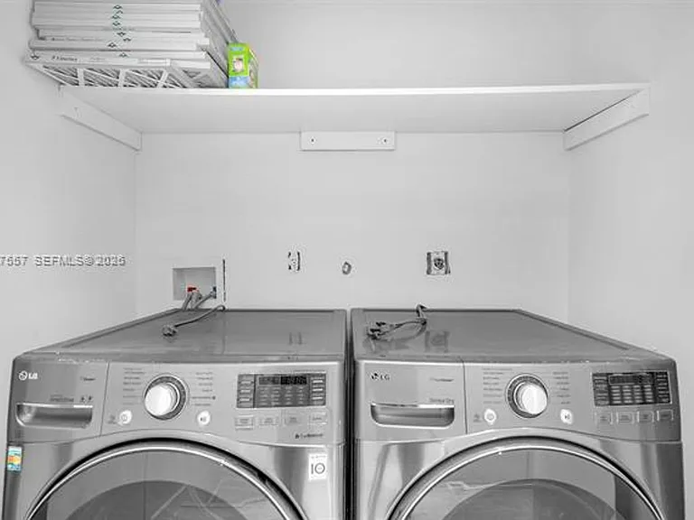 21391 Marina Cove Cir #Townhouse 14-K — Photo 34