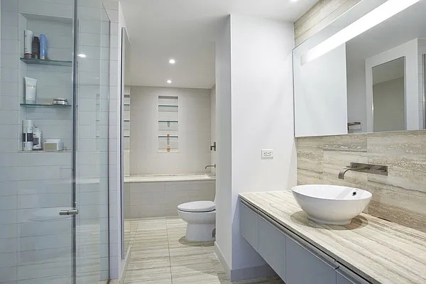 Rented by City Zen Realty | media 2