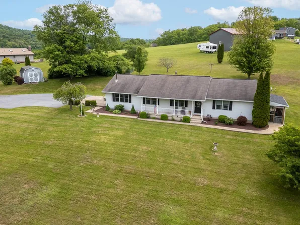 795 Circle Rd, Bellefonte, PA 16823