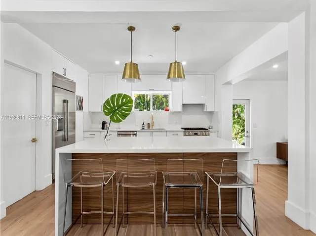 7825 SW 72nd Ave — Photo 5