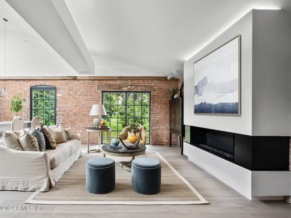 41 Richmondville Ave #205, Westport, CT 06880