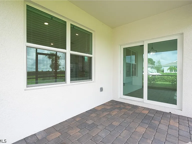 42380 Cascade Dr — Photo 11