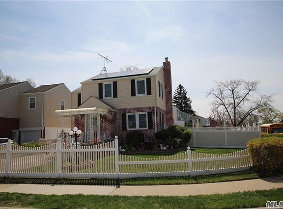 2nd image of 1 Norfeld Blvd