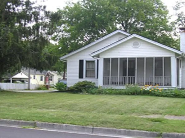 3301 Clearview St, Knoxville, TN 37917