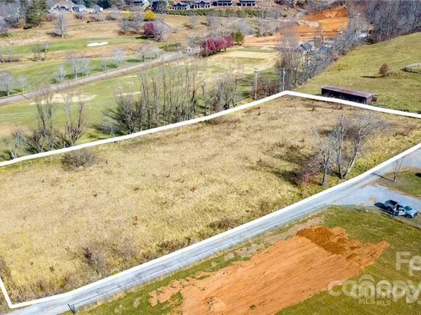 Cherokee Trl, Canton, NC 28716