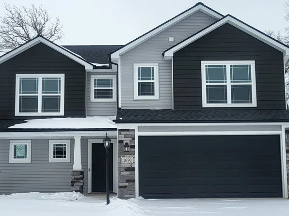 10390 Silver Rock Chase, New Haven, IN 46774