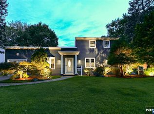 327 Van Saun Dr, River Edge, NJ 07661