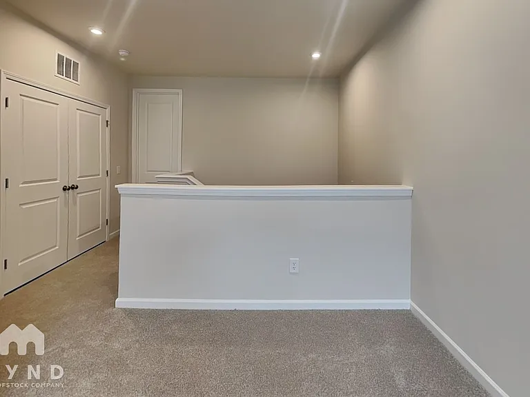 6005 Longar Ln #- — Photo 7