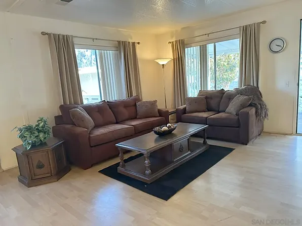 3314 Don Tomaso Dr, Carlsbad, CA 92010