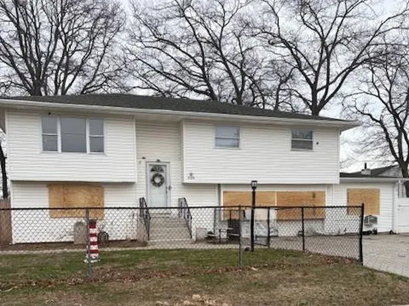 226 14th Avenue, West Babylon, NY 11704