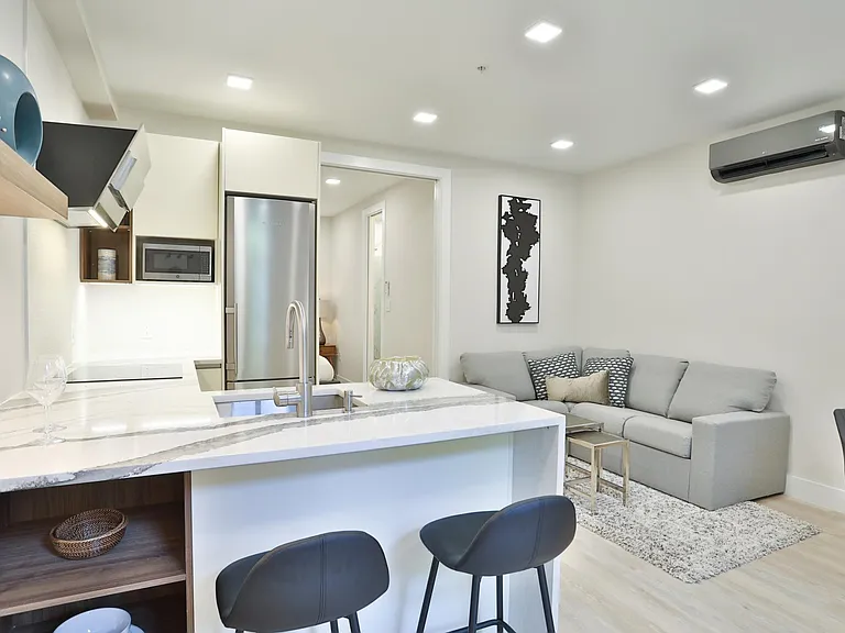 1819 Vernon St NW #1 — Photo 14