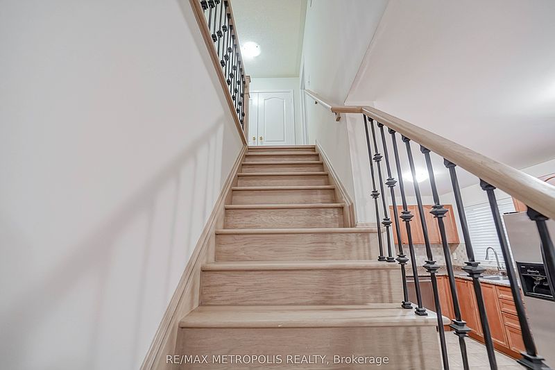 Brampton House for rent - 4 Bedrooms — photo 19