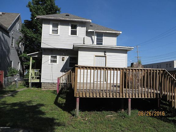2nd image of 1441 Lafayette Ave SE