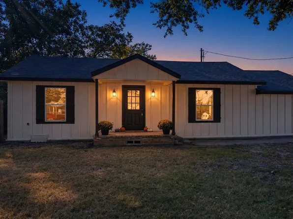 1047 Davis St N, Sulphur Springs, TX 75482