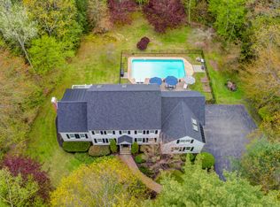 17 Island Pond Rd, Cumberland Foreside, ME 04110