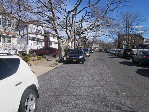 4th image of 1425 Point Breeze Pl