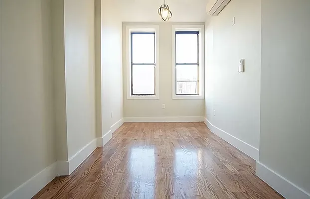 Rented by Evergreen Realty & Investments | media 3