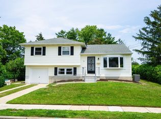 1 Cornell Rd, Somers Point, NJ 08244