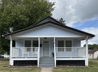 1841 34th St, Moline, IL 61265