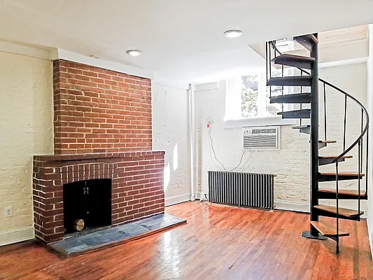 Rented by City Connections Realty | media 1