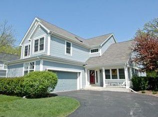 770 Norwich Ct, Crystal Lake, IL 60012