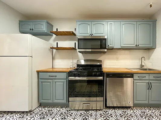 Rented by Corcoran | media 37