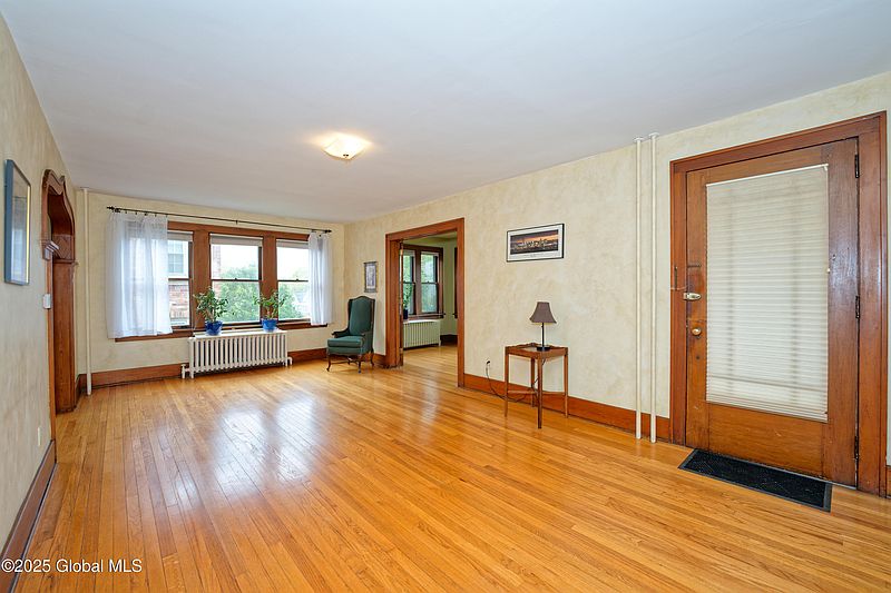 4th image of 103 Eileen Street