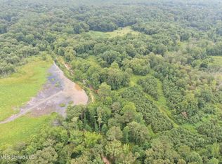 305 Thomas Rd, Waterford, MS 38685